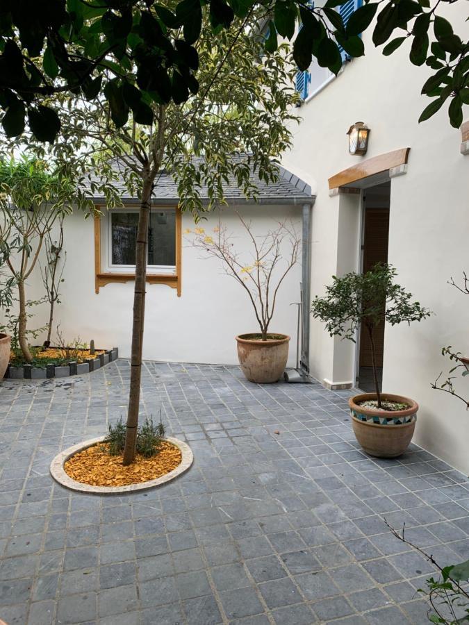 Aux Vieilles Murailles • Charmante Maison & Cour
