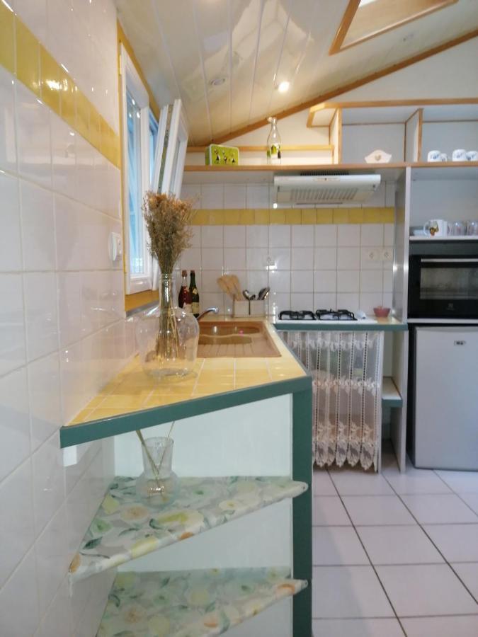 Holiday home Aux Vieilles Murailles • Charmante Maison & Cour *