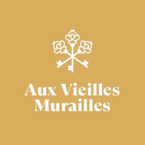 Holiday home Aux Vieilles Murailles • Charmante Maison & Cour *
