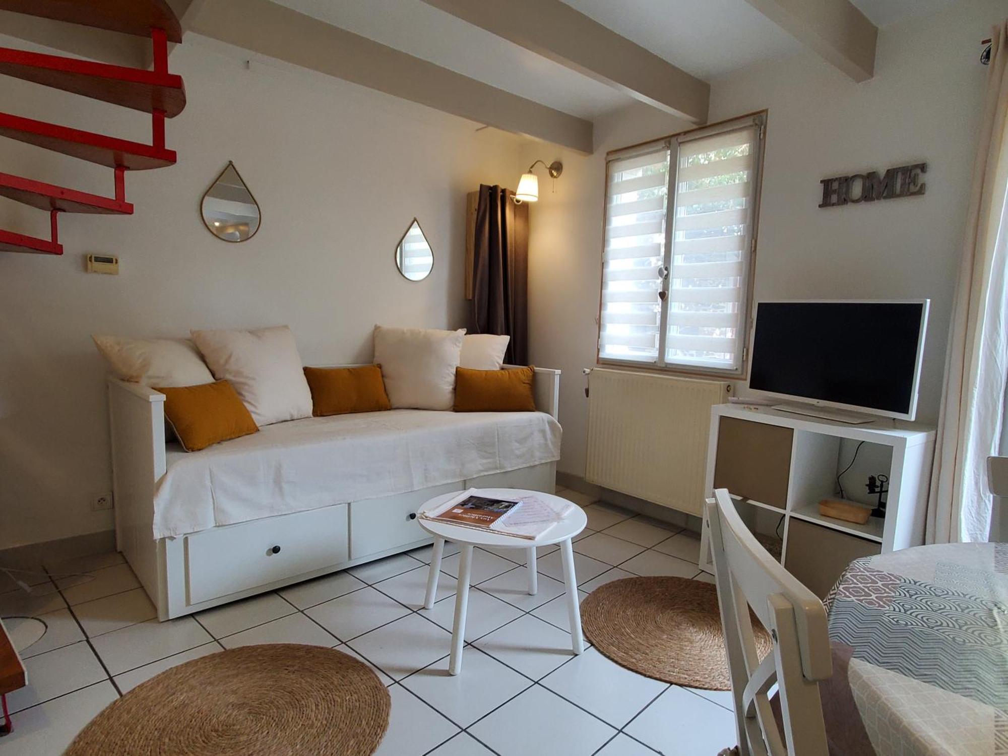 Aux Vieilles Murailles • Charmante Maison & Cour Holiday home