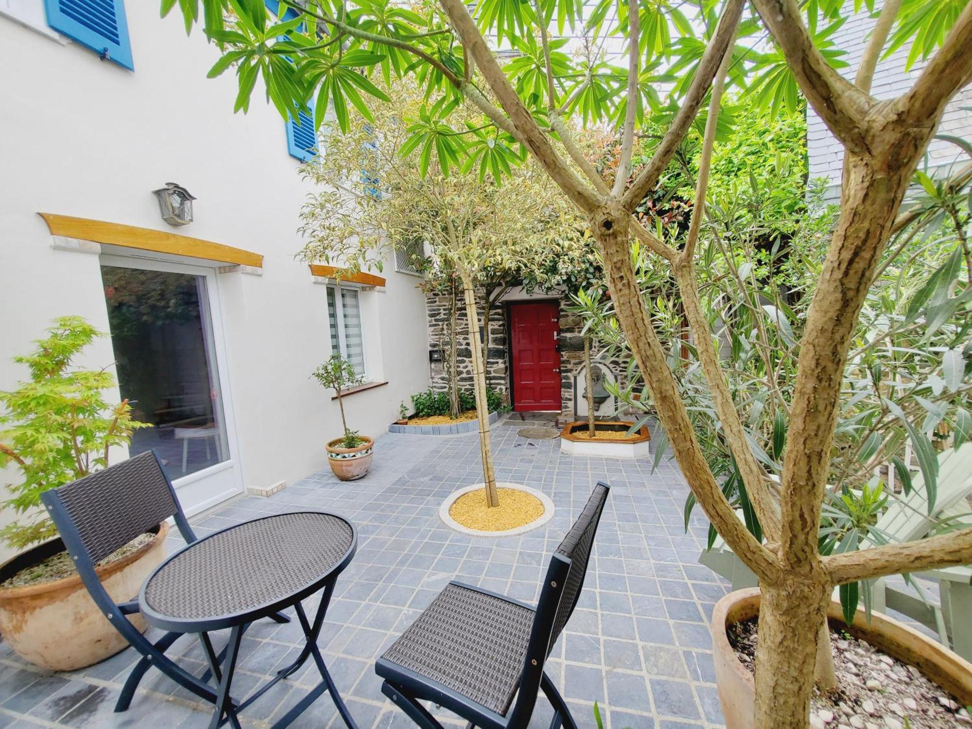 Holiday home Aux Vieilles Murailles • Charmante Maison & Cour
